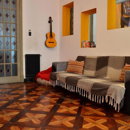 Turning Point Hostel Кордова Экстерьер фото
