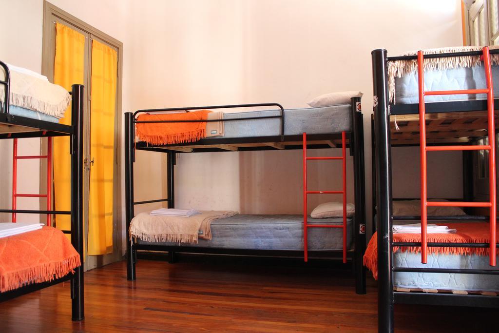 Turning Point Hostel Кордова Экстерьер фото