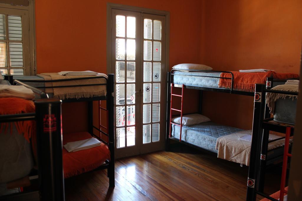 Turning Point Hostel Кордова Экстерьер фото