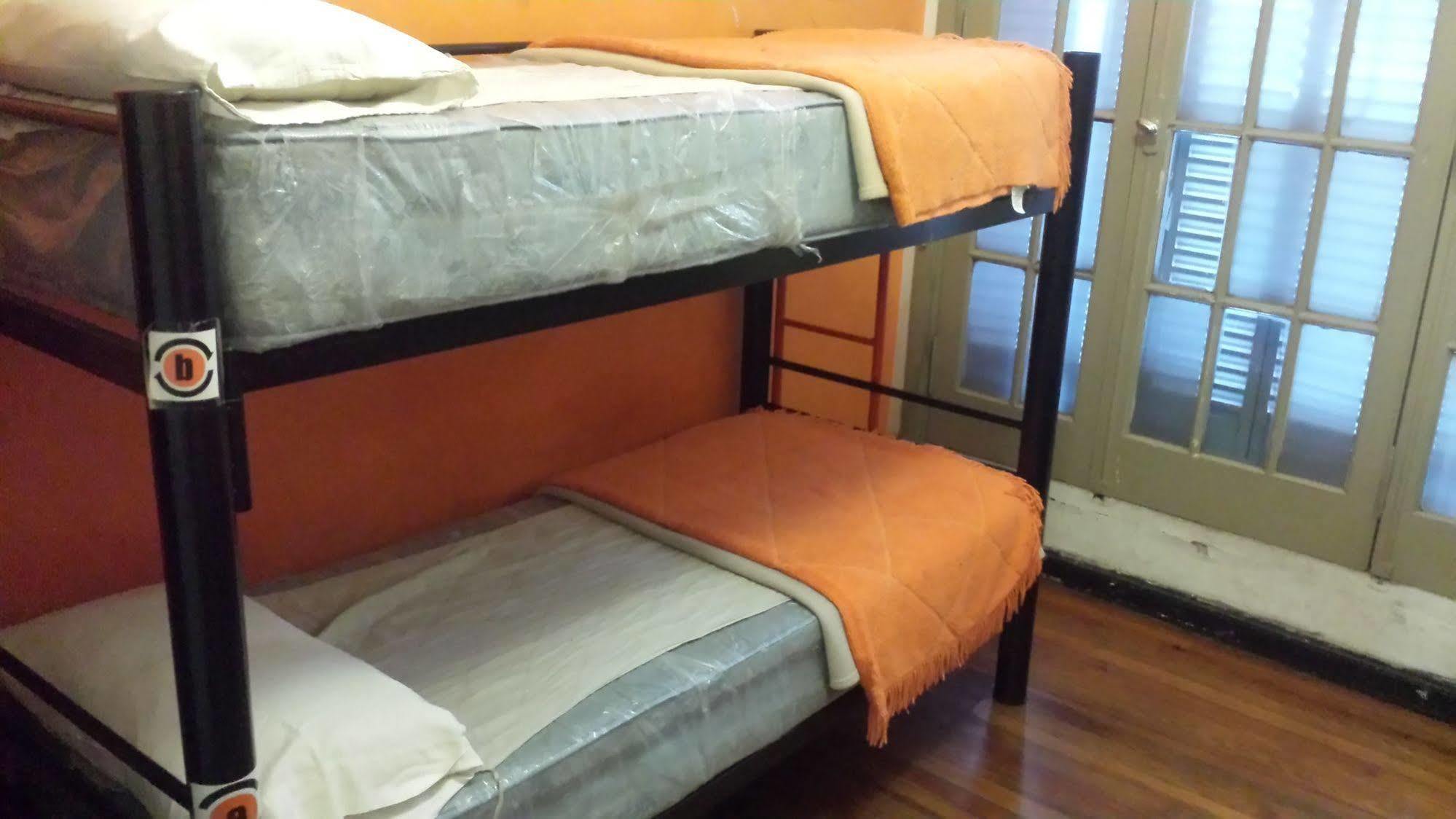Turning Point Hostel Кордова Экстерьер фото