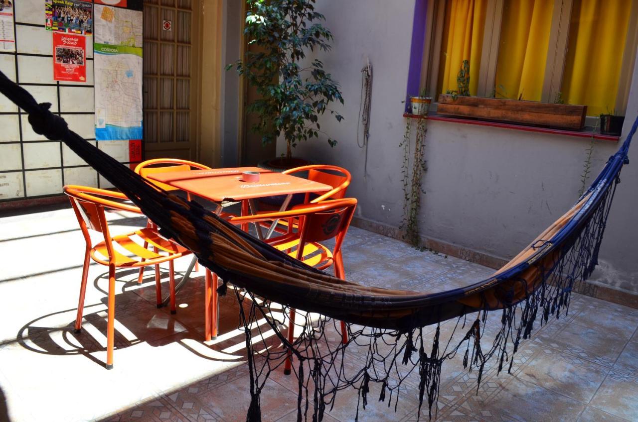 Turning Point Hostel Кордова Экстерьер фото
